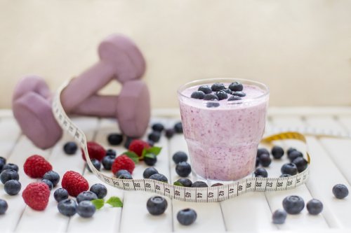 5 Antioxidant-Rich Foods Doctors Say May Mimic Ozempic's Weight Loss Effects — Best Life