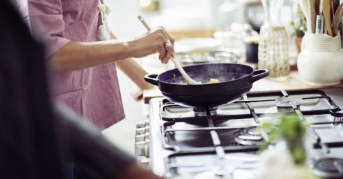 The Popular Cooking Method Oncologists Are Begging People To Limit